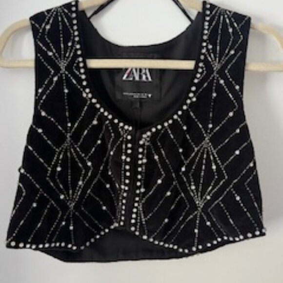 Zara Other - Zara Cropped Vest